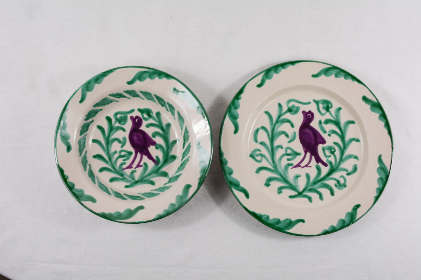 Plato hondo verde y morado
